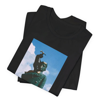 Unisex Statue Venezuelan T-shirt